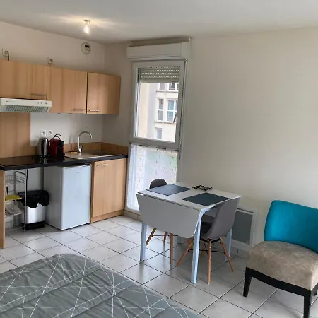 Studio 37 M² Apartment